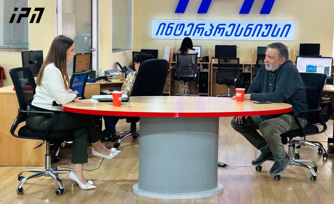დავით დარჩიაშვილი - პოზიცია, რომ „არსებობს მხოლოდ ბიძინა და მიშა“, რეალობას მოკლებული არაა, ყველაზე ძლიერ ფიგურებად ეს ორი პირი ჩანს, მიუხედავად იმისა, რომ სააკაშვილს არაფერი აქვს, გარდა თავისი ქარიზმისა და მომხრეებში წონისა