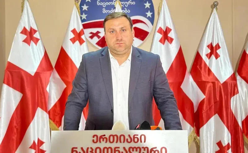 Lasha Parulava: The mayor of the "Thieves Dream" tells us, "We bought 38 new garbage trucks"; fine, Kakha, but where are the results of the tens of millions of euros your government has raised over the years for waste management?