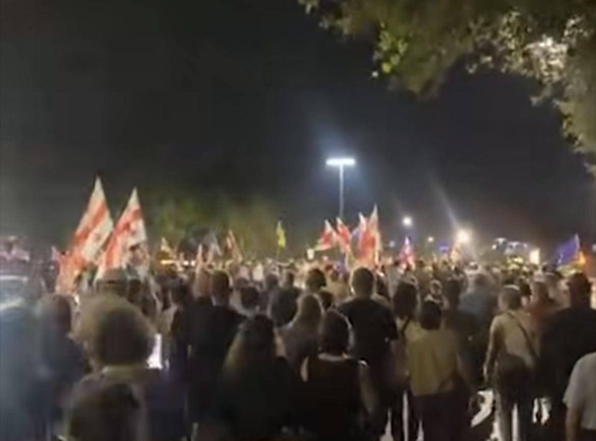 თბილისში ,,შაბათის მარში" მიმდინარეობს