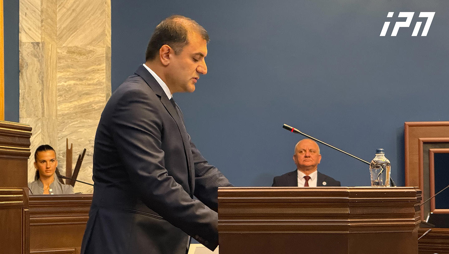 თავდაცვისა და უსაფრთხოების კომიტეტზე სუს-ის უფროსის თანამდებობაზე წარდგენილ თამაზ ბორაშვილს უსმენენ - სხდომა დაიხურა