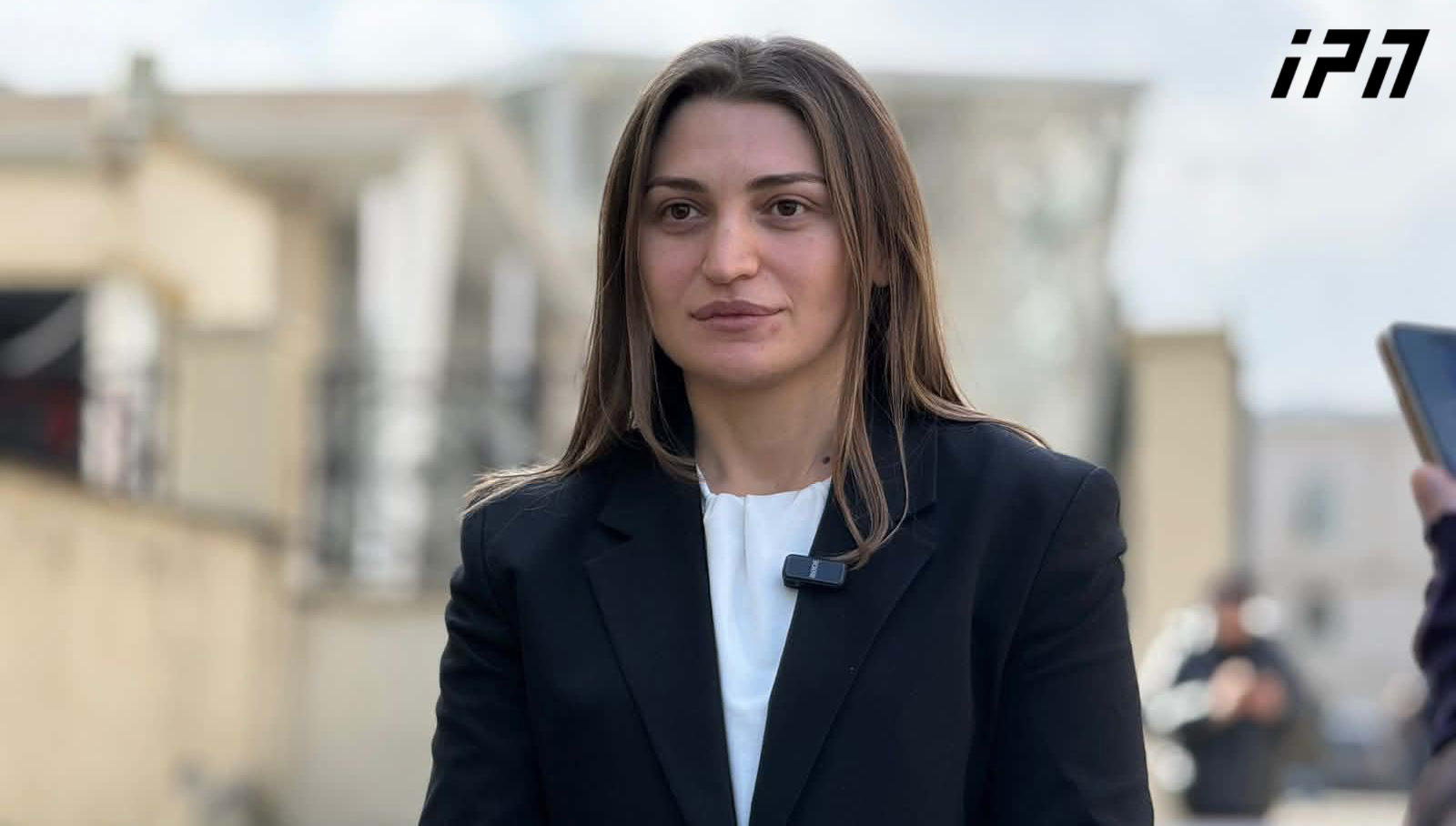 პროკურორი ე.წ. ჩორჩანას საქმეზე მამუკა ბახტაძის, ლევან იზორიასა და დავით სუჯაშვილის დაკითხვაზე - სამივე მოწმემ დაადასტურა, რომ საოკუპაციო ხაზთან საგუშაგო აღიმართა გიორგი გახარიას ერთპიროვნული გადაწყვეტილებით და არ იყო მათთან შეთანხმებული