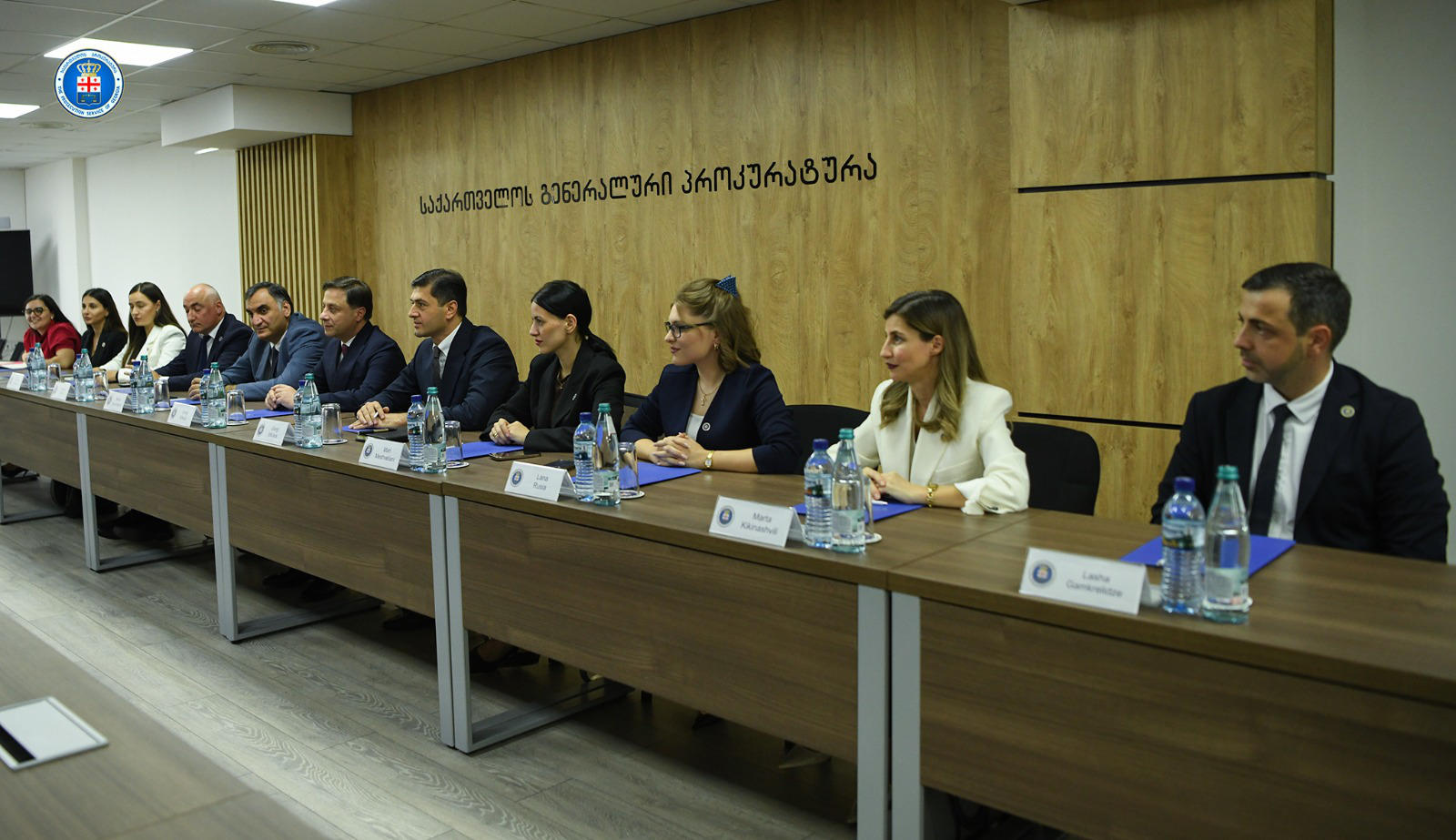საქართველოს პროკურატურის წარმომადგენლებს ამერიკის შეერთებული შტატების ელჩის მოვალეობის შემსრულებლის, ალან პარსელის მადლობის წერილები გადაეცათ