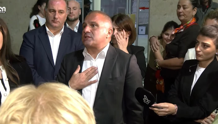 მშობლებთან შეხვედრის შემდეგ ინფრასტრუქტურის მინისტრმა განაცხადა, რომ 166-ე საჯარო სკოლის ახალი შენობის მშენებლობა გაზაფხულის მიწურულს დაიწყება
