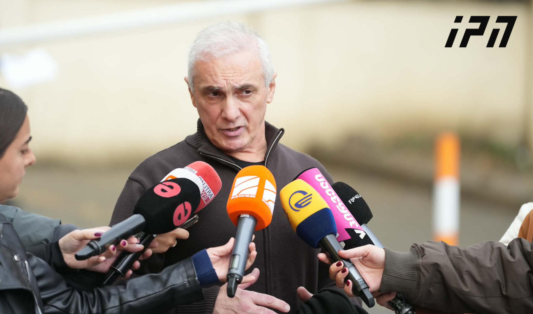 თამაზ ელიზბარაშვილი - ერთს ვიტყვი „იმედის“ შვიდი ბიჭის მისამართით: ნუ შეეშინდებათ ჩემი დანახვის ქუჩაში, ნუღარ გაიქცევიან პოლიციაში და საჩივარს ნუ დაწერენ „ელიზბარაშვილის დანახვის შეგვეშინდაო“